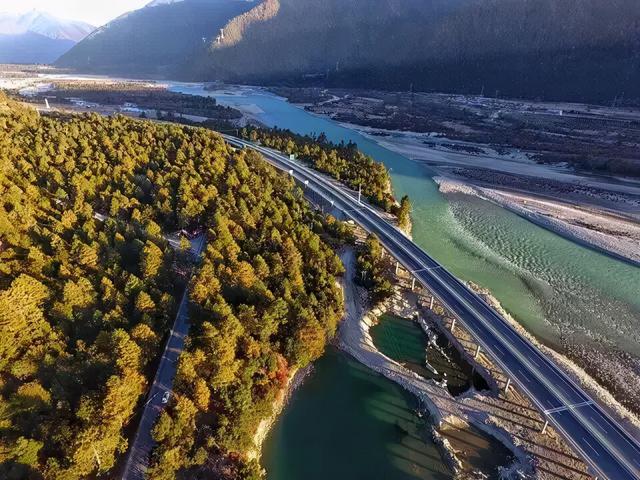 十一月的川藏线（秋天的川藏线是什么样子）(28)